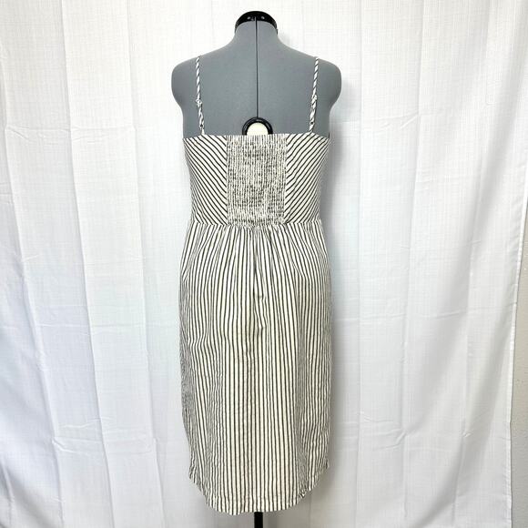 Maurices Stripe Button Front Faux Wrap Dress Adjustable Strap Smocked Back Sz: L - Picture 3 of 8